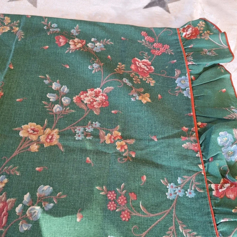 Vintage Cannon King Green Floral Ruffled Pillow Case Cotton Fresh Cottagecore